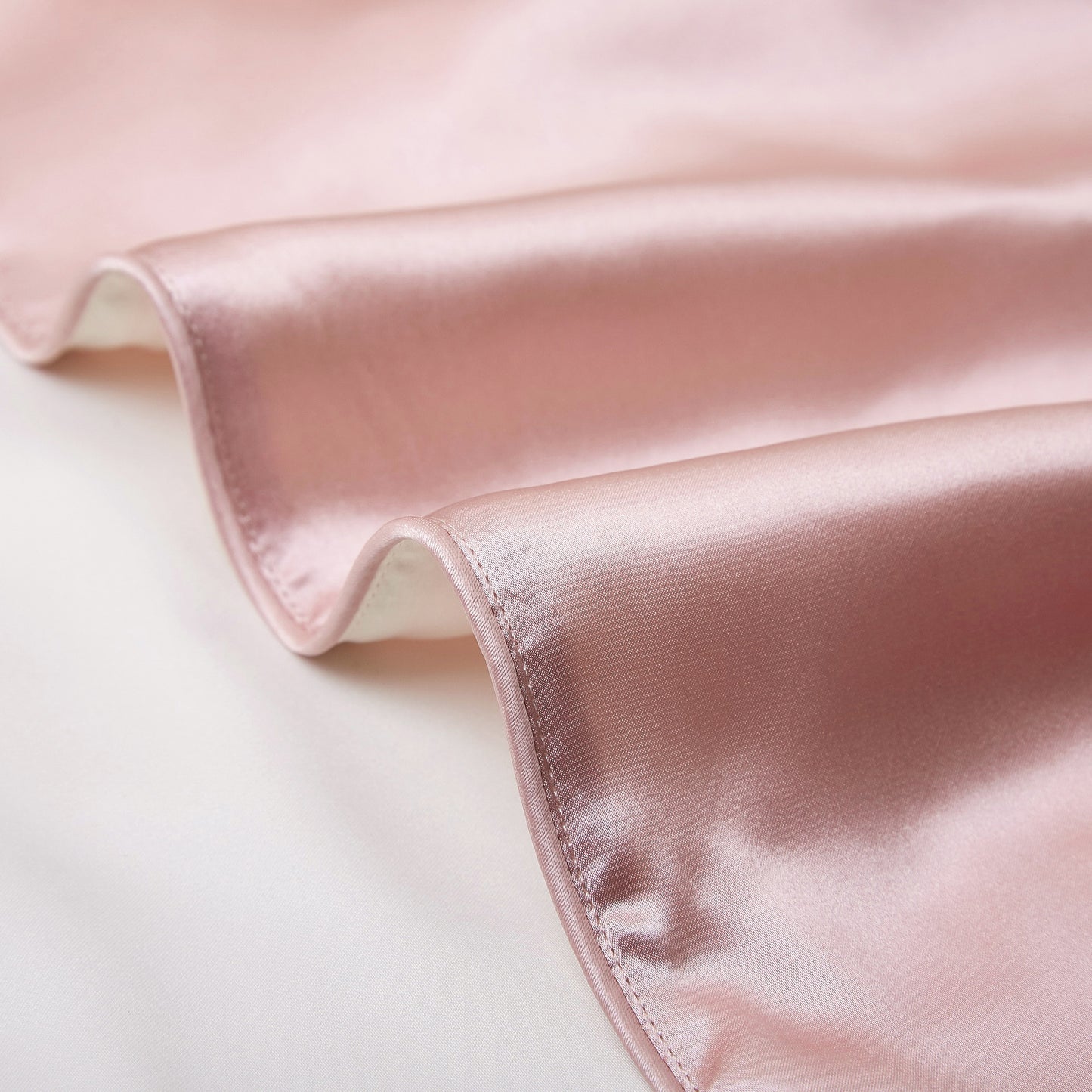 Zenithra's Mulberry Silk Pillowcase